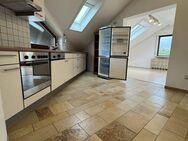 Gepflegte 2,5-Zimmer-Wohnung mit Balkon und moderner Ausstattung in Dietlingen - Keltern