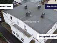 Behagliche Doppelhaushälfte mit zwei Wohneinheiten und geräumigen Garagen - Bochum
