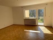Gut geschnittene 3-Zimmer-Wohnung mit Terrasse und Balkon - Baden-Baden