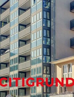 Sendling/Westpark - Helle 2-Zimmer-Wohnung mit großzügigem Wintergarten und Loggia in Südausrichtung - München