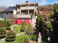 Doppelhaushälfte m. ELW und Weitblick über Bodenmais Gartenidylle trifft auf gepflegte Wohnqualität - Bodenmais