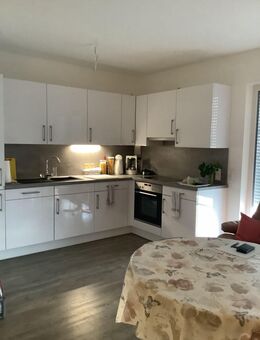 3-Zimmer-Wohnung mit Balkon und eigenem Tiefgaragenstellplatz - Kaltenkirchen