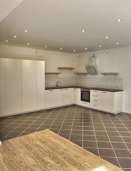 Moderne, großzügige 2-Zimmer-Wohnung mit Stellplatz - Creidlitz - Coburg