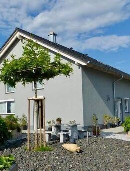 Modernes Einfamilienhaus in Holzmassivbauweise in Sunthausen - Bad Dürrheim