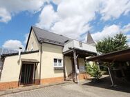 Kernsaniertes Wohnhaus mit Nebengebäude und enormem Ausbaupotenzial - Deining