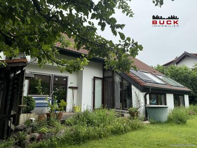 Praktisch geschnittenes Einfamilienhaus in ruhigem Wohngebiet - perfekt für Familien!