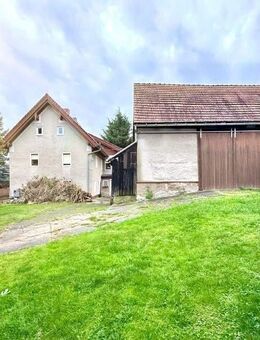 Zweifamilienhaus mit großer Scheune in bester Lage von Nossen - Nossen