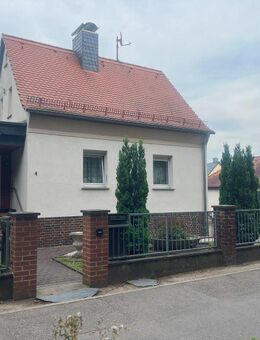 -Reserviert- EFH für die kleine Familie mit Garage, Wintergarten und Nebengebäude - Delitzsch