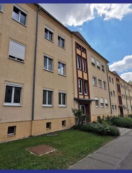 Vermietete Wohnanlage inkl. Garagen, Stellplätzen und Garten - Gera