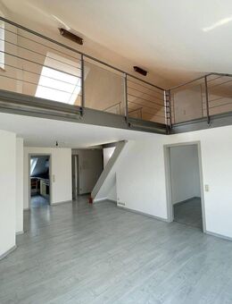 Charmante 2,5 Zimmer Maisonette-Wohnung mit See- und Bergsicht - Friedrichshafen