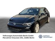 VW Golf, 1.5 eTSI Style, Jahr 2020 - Berlin