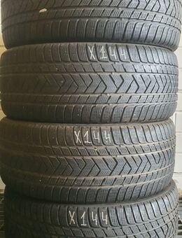 2x Winterreifen Pirelli Scorpion (RSC) 285/45 R21 113V Dot2722 4,5-5mm X144 - Euskirchen Zentrum
