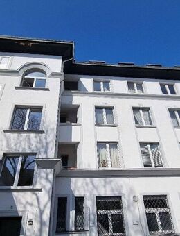 4 - ZIMMER MIT GROSSER DACH-TERRASSE UND ZWEI GARAGEN - Gevelsberg
