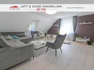 Gepflegte 4 Zimmer Dachgeschosswohnung mit Parkplatz in Baden-Baden Oos - Baden-Baden