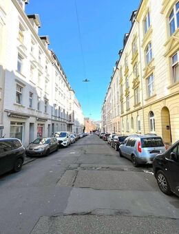 geräumige 3-Zimmer Wohnung in zentraler Lage mit Balkon - Wuppertal