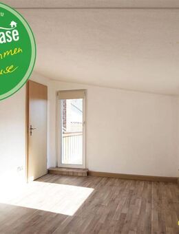 Kleine Dachgeschosswohnung mit extra großem Balkon in der Innenstadt! - Frankenberg (Sachsen)