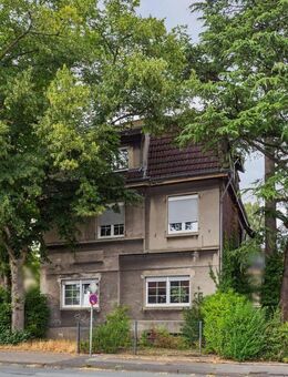 Historisches Dreifamilienhaus auf großem Grundstück mit Balkon in Kamen-Methler - Kamen
