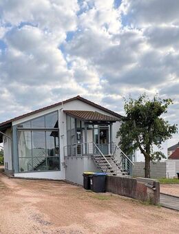 Vielseitiges Gebäude am Ortsrand von Niederlosheim gelegen mit großem Grundstück! - Losheim (See)