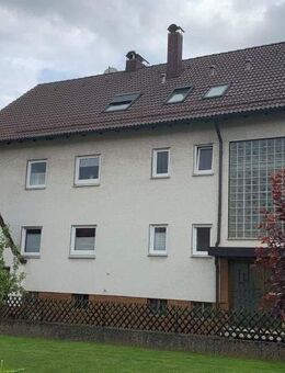 Schöne 4-Zi DG Wohnung in Siegelsdorf zu vermieten - Veitsbronn