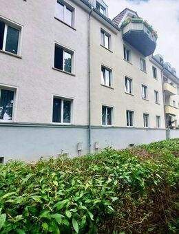 Renditestarke Eigentumswohnung mit zwei Balkonen - Dresden
