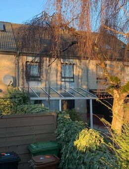 SANKT AUGUSTIN, großes Einfamilien-Reihenhaus, 5-6 Zimmer, ca. 130 m² Wfl. + Keller, Garten, Garage - Sankt Augustin
