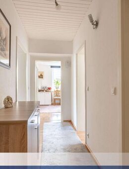 Oldenburg: vermietete, geräumige 4-Zimmer-Eigentumswohnung mit Balkon, Obj. 8342 - Oldenburg