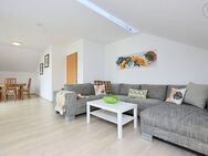 Modern möblierte Wohnung mit großer Dachterrasse, Balkon und Internet in Magstadt - Magstadt