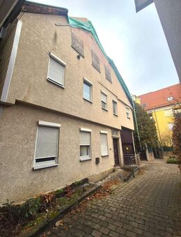 *Projektchance MFH in zentraler Innenstadtlage* - Kirchheim (Teck)