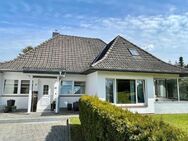 Gepflegtes Einfamilienhaus mit Kamin und Ausbaureserve - Cuxhaven