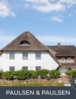Großzügige Dachgeschosswohnung unter Reet in gefragter Lage von Keitum - Sylt