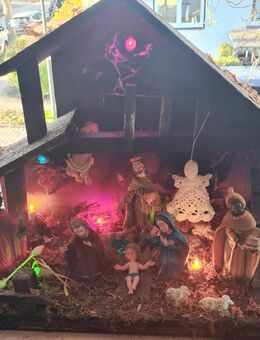 Weihnachtskrippe mit Beleuchtung - gebraucht - Kiel