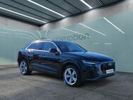 Audi Q8, 55 TFSI e q, Jahr 2021 - München