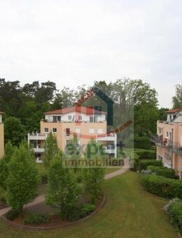 2 Zi. Dachterrassenwohnung in ruhiger zentraler Lage mit TG Stellplatz Bezug nach Vereinbarung - - Erlangen