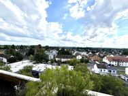 Gepflegte und sonnige Eigentumswohnung mit Loggia hoch über den Dächern von Troisdorf - Troisdorf