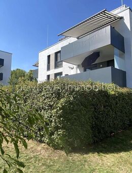 R-West: sehr schöne, neuwertige 2-Zi.-ETW mit EBK, großem Balkon, ruhige Wohnanlage, gut vermietet - Regensburg