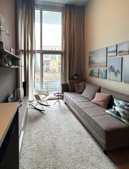 Charmantes, vermietetes Business-Galerieapartment mit Blick in den ruhigen Innenhof - München