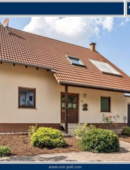 Gepflegtes Einfamilienhaus mit großem Garten in verkehrsberuhigter Lage in Dietrichingen - Dietrichingen