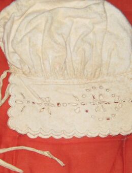 Antike Kinderbekleidung Mützen - Rösrath