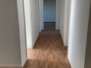 Gut geschnittene 4-Zimmer-Wohnung zu vermieten - Sulzbach-Rosenberg