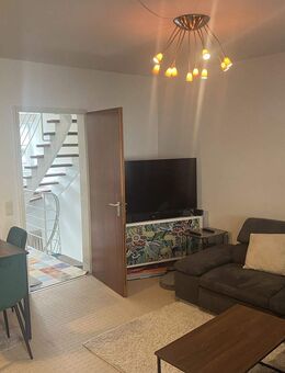 Warum nicht ein Haus? 2020 modernisiertes Ferienhäuschen mit Kamin, 3 Bäder und Garten-Terrasse - Schönwald (Schwarzwald)