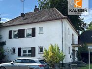 Kaufpreis nur 329.000 €!!! Wohnhaus mit Bauplatz in guter Lage von Langerwehe. (Sanierungsobjekt) - Langerwehe