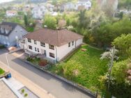 Elegantes Einfamilienhaus mit Einliegerwohnung in begehrter u. naturnaher Wohnlage von Erlabrunn - Erlabrunn