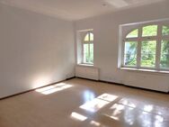 geräumige renovierte 4 Raum Wohnung * Altbau * - Chemnitz
