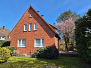Einfamilienhaus mit Einliegerwohnung in ruhiger Wohnlage - Schortens