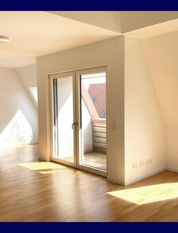 WILLKOMMEN Zuhause! Maisonette mit großem Wohnbereich // 2 Bäder // Loggia // Einbauküche // Aufzug - Wedel