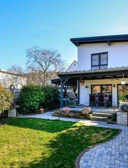 Charmantes Doppelhaus mit Einliegerwohnung und modernem Hinterhaus auf großzügigem Grundstück - Ludwigshafen (Rhein)