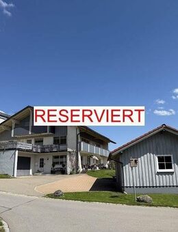 Großes Mehrfamilienhaus in toller, ländlicher Lage mit Weitblick, incl. Bauplatz ! - Grünenbach