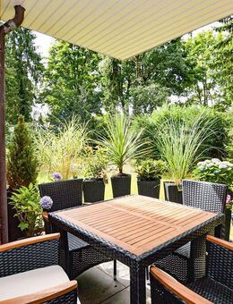 Blankenese - am Waldpark: Großzügige 4-Zimmer-Wohnung mit Balkon, Sonnenterrasse u. TG-Stellplatz..! - Hamburg