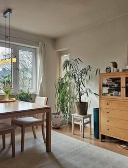 Schöne 3-Zimmer-Eigentumswohnung im 3. OG mit Loggia in einer beliebten Wohnanlage - Rendsburg
