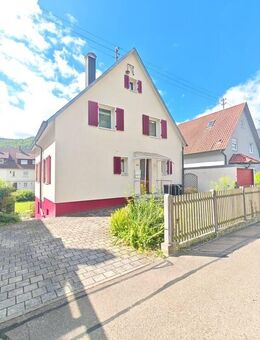 Kleines aber feines Haus mit schönem Garten in ruhiger Lage von Bad Urach! - Bad Urach